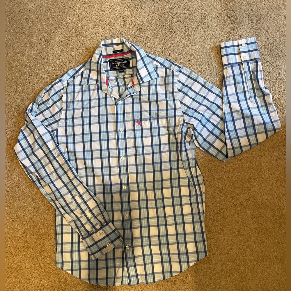 Abercrombie & Fitch Men’s button down plaid dress shirt size L